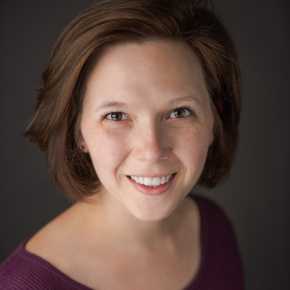 Meet your Posher, Esther - Picture 1 of 1